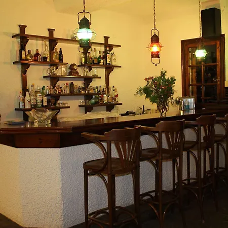 Отель Swiss Науса